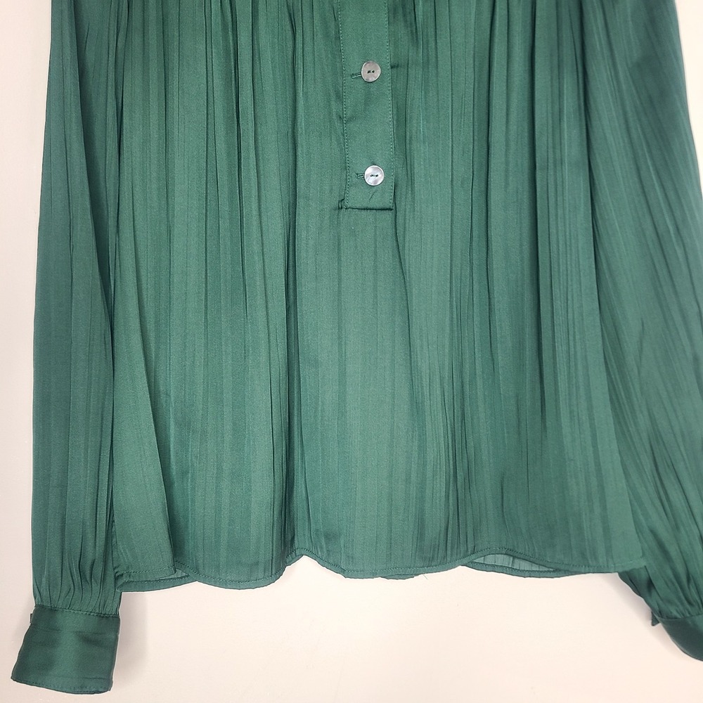 Anthropologie Women's M Green Relaxed Shimmer Long Sleeve Pleated Satin Blouse - Picture 3 of 7